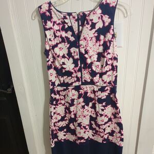 Tommy Hilfiger  V Neck Sleeveless Dress Size 4 Multi Floral Print Knee Length